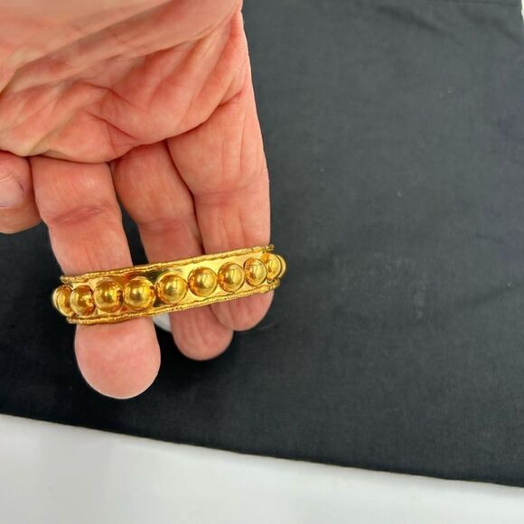 Women’s Sylvia tolendano 24 karat gold plated cuff bracelet - Picture 7 of 7